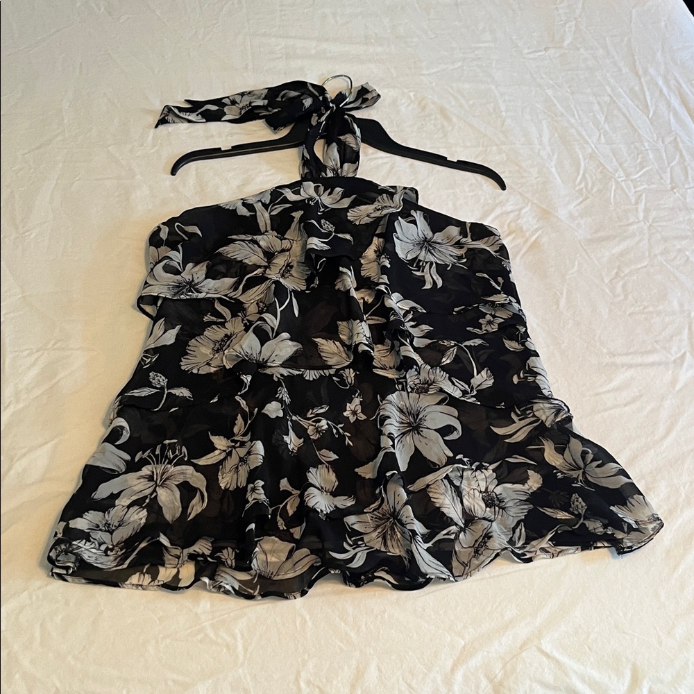 White House Black Market Layered  Floral Top